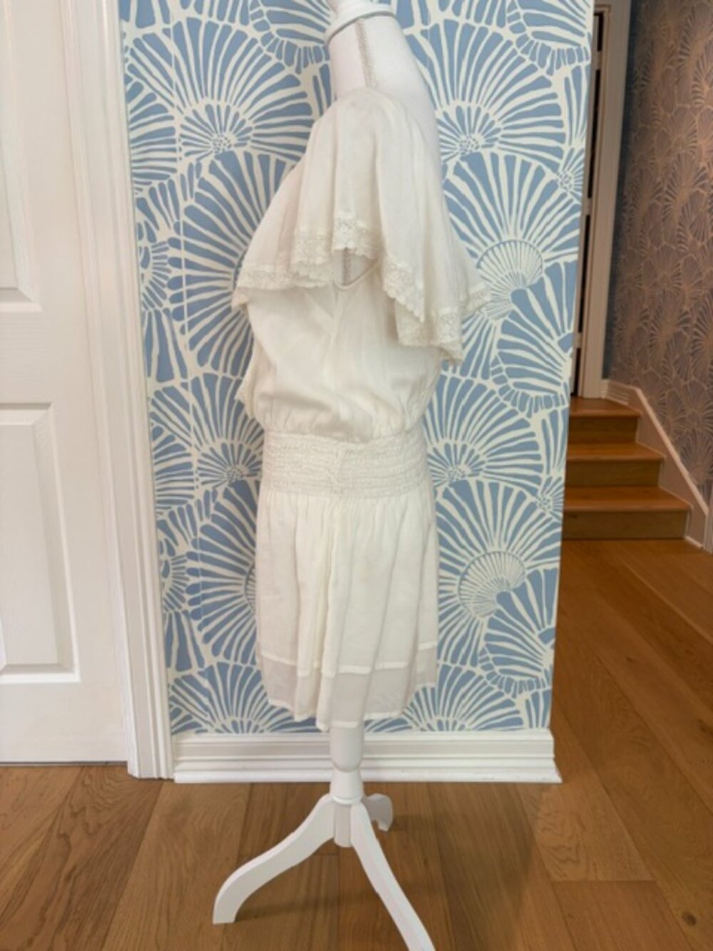 Revolve Paige Cecelia Dress White Cotton Asymmetrical Ruffle Shoulder Sz S - Picture 3 of 7